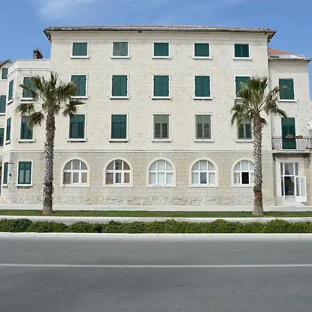 The West Coast Guest house *